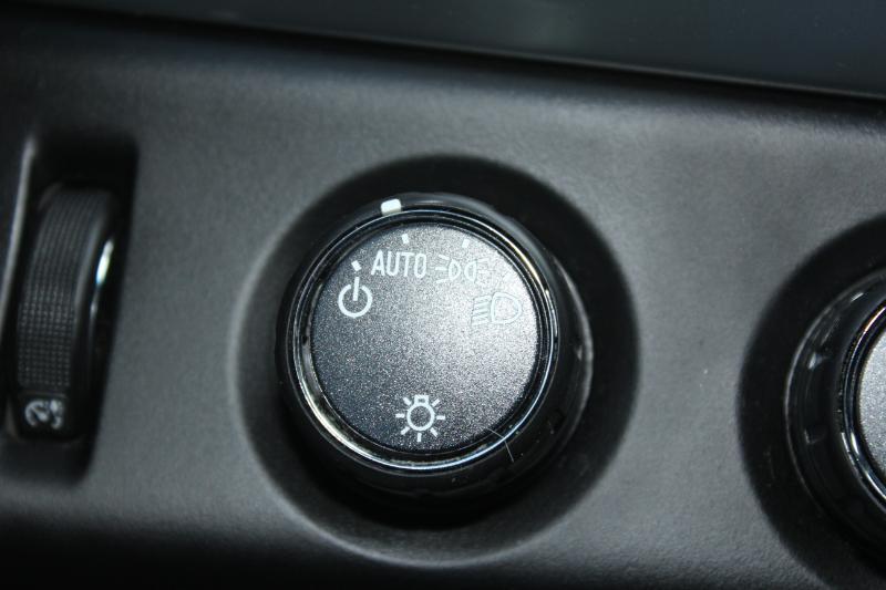 Chevrolet Suburban LT 1500 4WD 2015