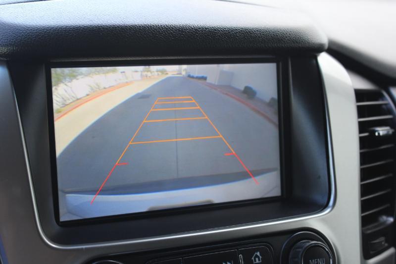 Chevrolet Suburban LT 1500 4WD 2015