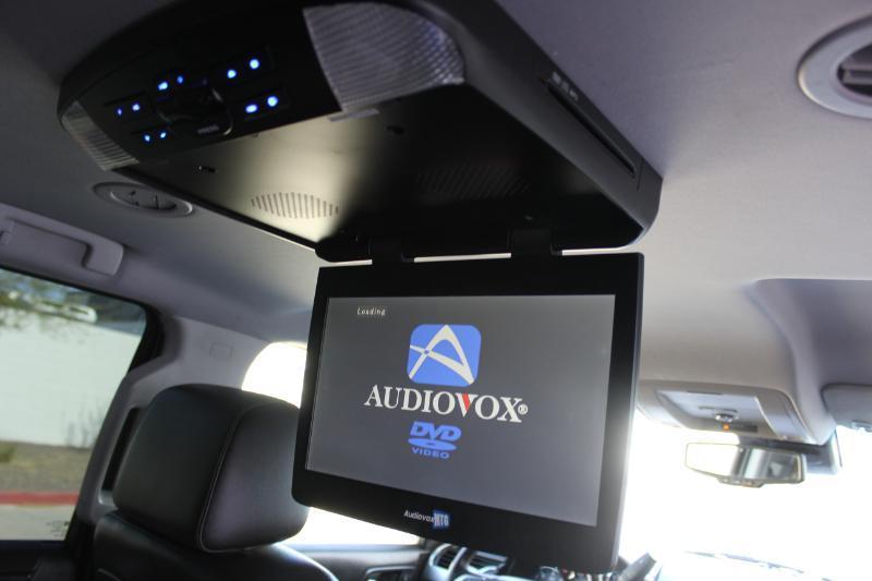 Chevrolet Suburban LT 1500 4WD 2015