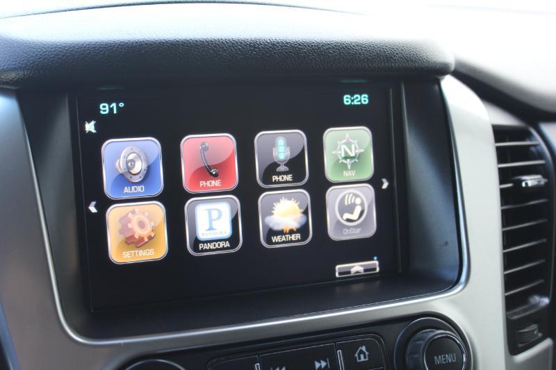 Chevrolet Suburban LT 1500 4WD 2015