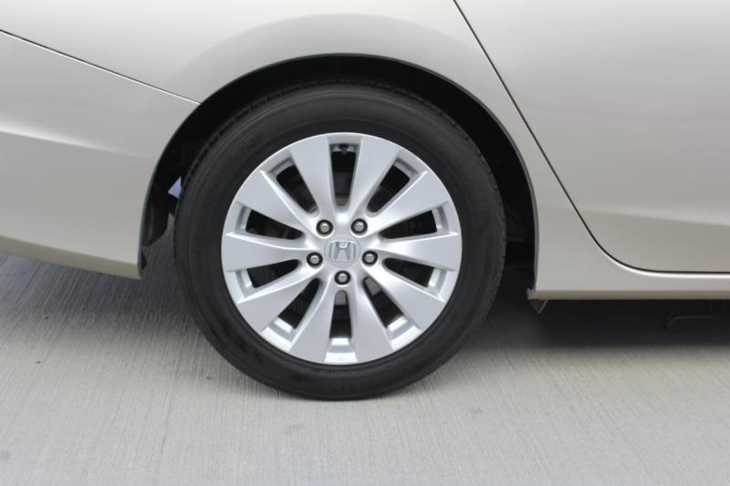 Honda Accord EX-L V6 Sedan AT 2015