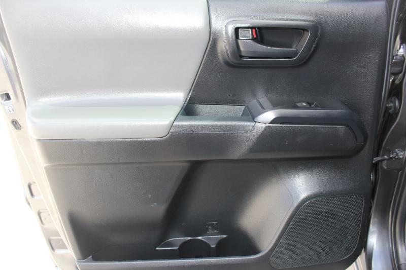 Toyota Tacoma  2017