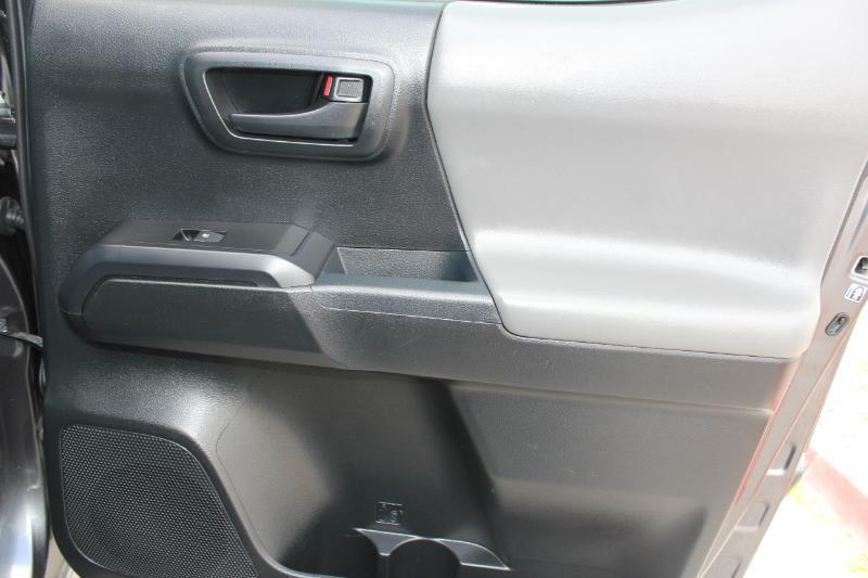 Toyota Tacoma  2017
