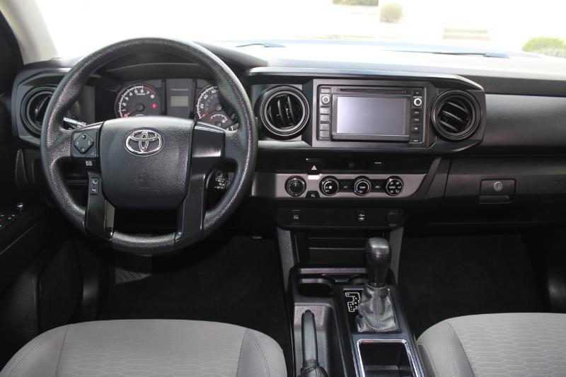 Toyota Tacoma  2017