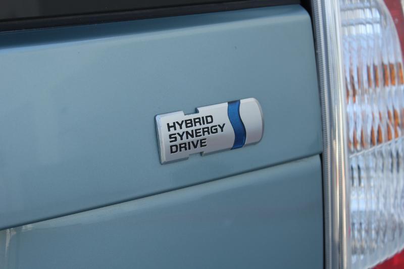 Toyota Prius Two 2015