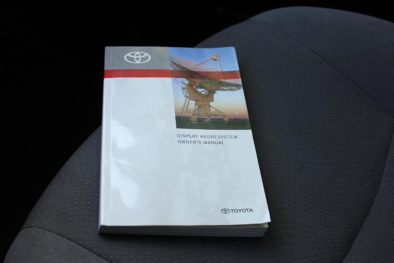Toyota Prius Two 2015