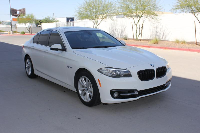 BMW 5-Series 528i 2016