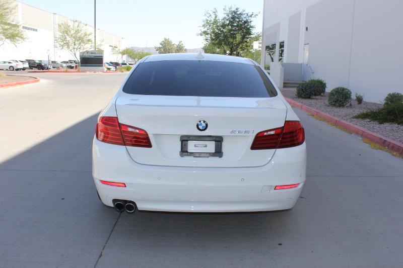 BMW 5-Series 528i 2016