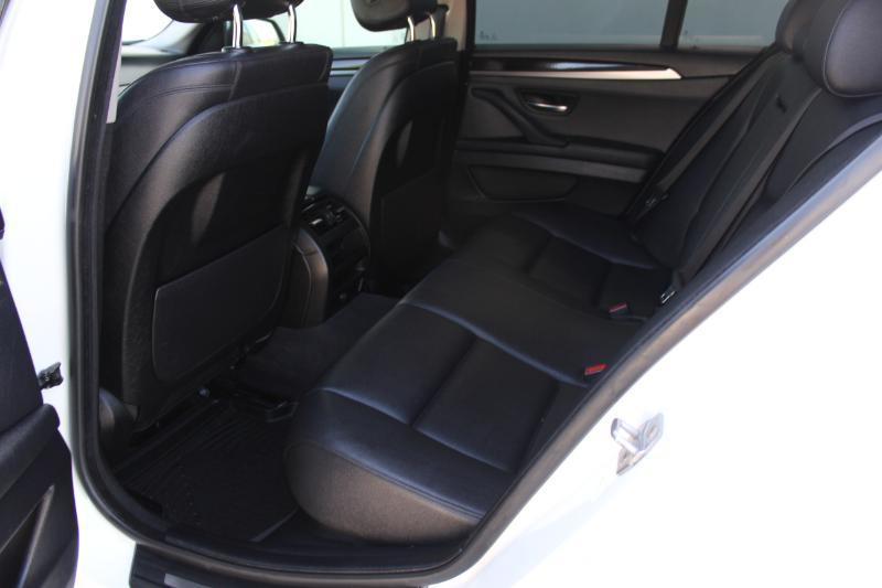 BMW 5-Series 528i 2016