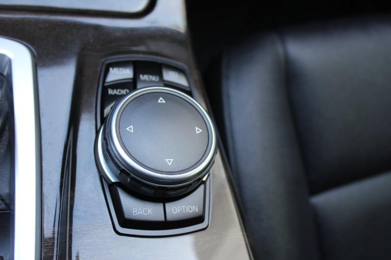 BMW 5-Series 528i 2016