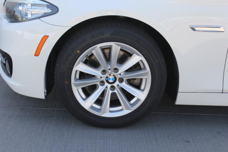 BMW 5-Series 528i 2016