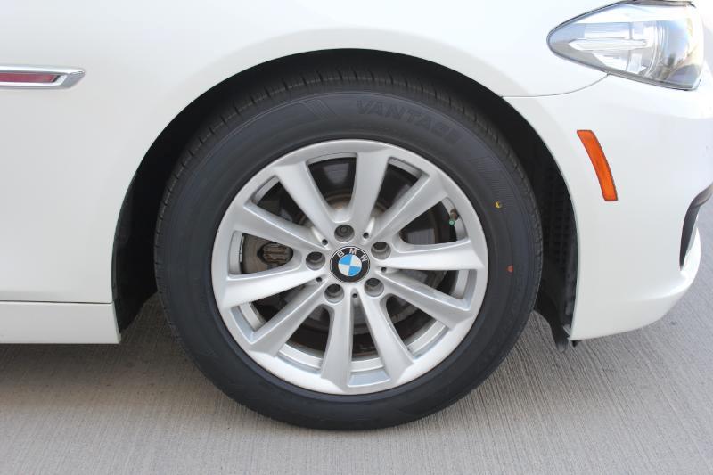 BMW 5-Series 528i 2016