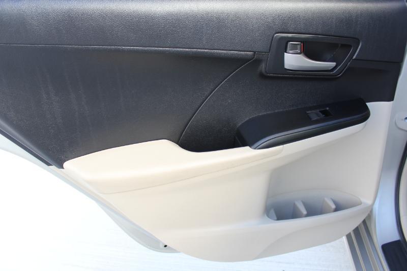 Toyota Camry LE 2014