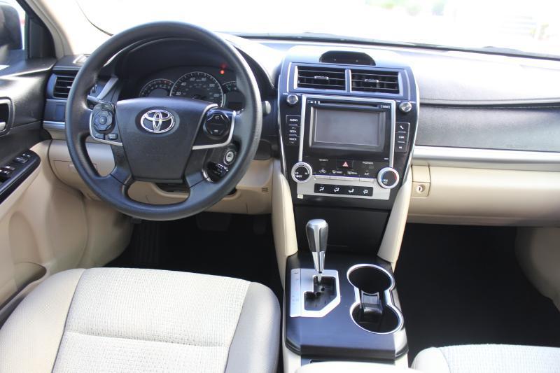 Toyota Camry LE 2014