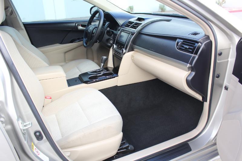Toyota Camry LE 2014