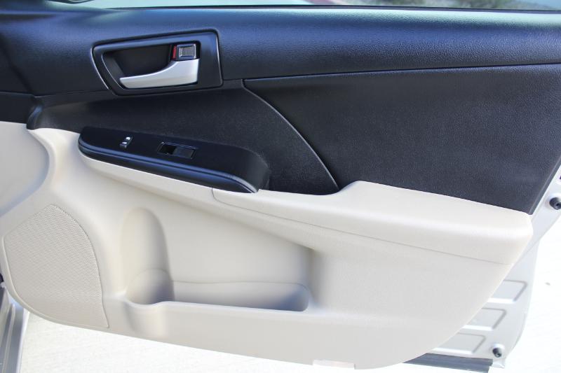Toyota Camry LE 2014