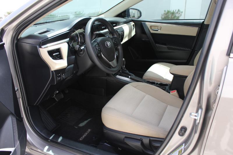 Toyota Corolla  2014