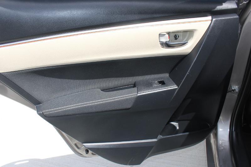 Toyota Corolla  2014