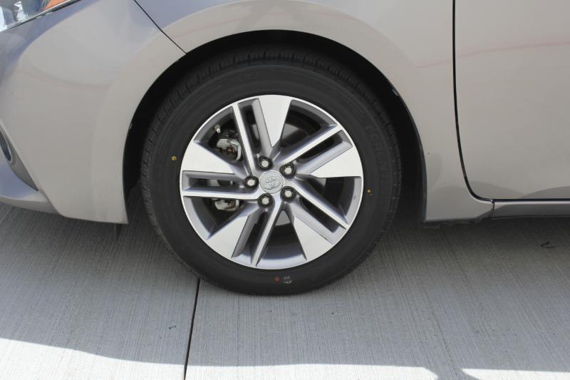 Toyota Corolla  2014