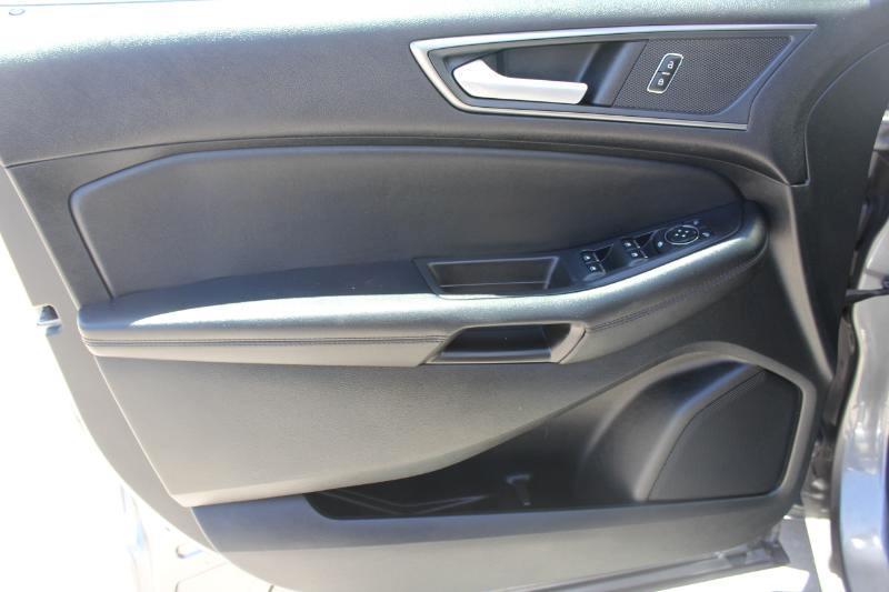 Ford Edge SE AWD 2022