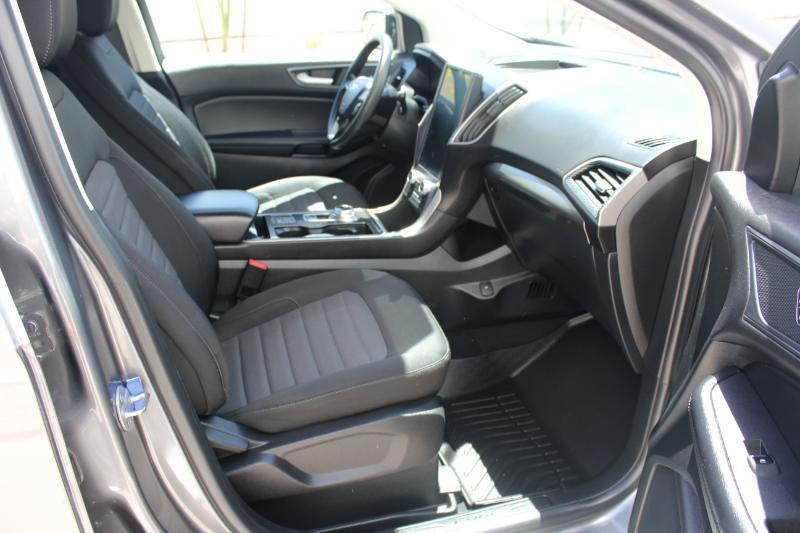 Ford Edge SE AWD 2022
