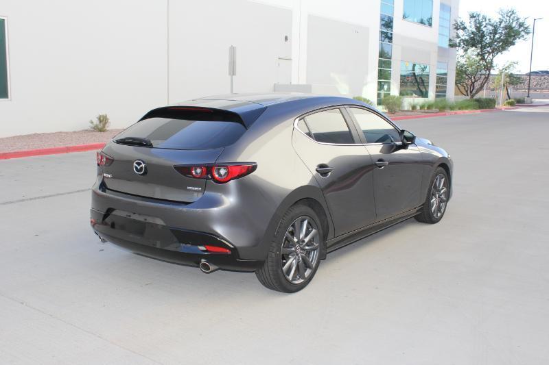 Mazda MAZDA3  2023