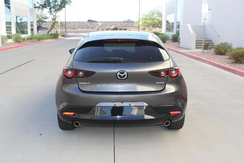 Mazda MAZDA3  2023