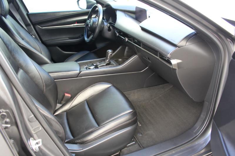 Mazda MAZDA3  2023
