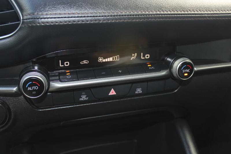 Mazda MAZDA3  2023