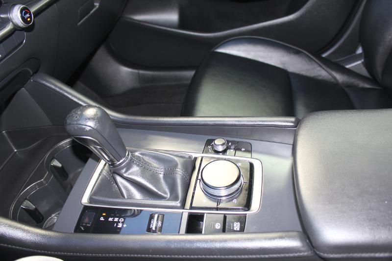 Mazda MAZDA3  2023
