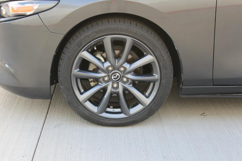 Mazda MAZDA3  2023