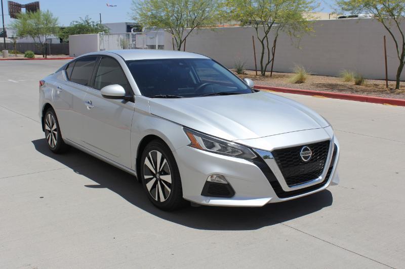 Nissan Altima 2.5 SV 2022