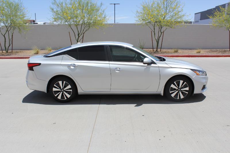 Nissan Altima 2.5 SV 2022