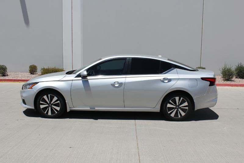 Nissan Altima 2.5 SV 2022