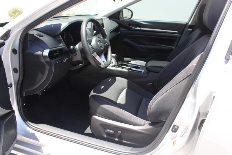 Nissan Altima 2.5 SV 2022