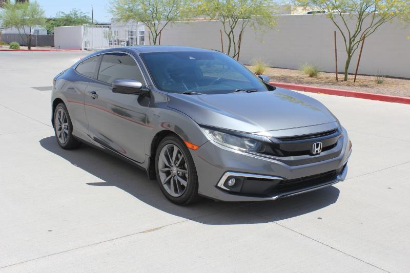 Honda Civic EX coupe 2020