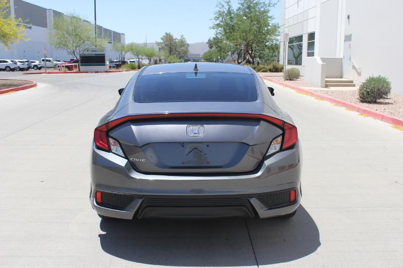 Honda Civic EX coupe 2020