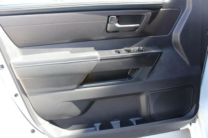 Toyota Tundra SR Double Cab 2WD Long Bed 2023