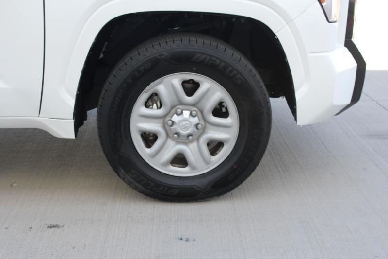 Toyota Tundra SR Double Cab 2WD Long Bed 2023