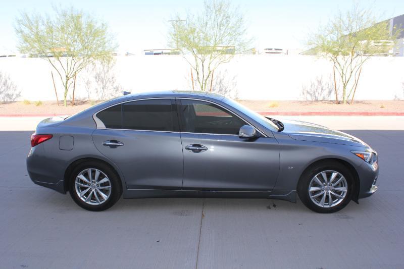 Infiniti Q50 Premium AWD 2015