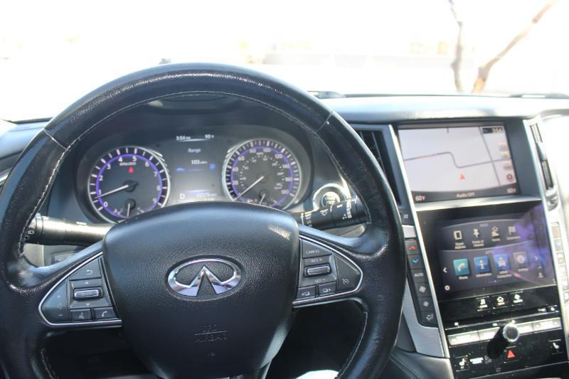 Infiniti Q50 Premium AWD 2015