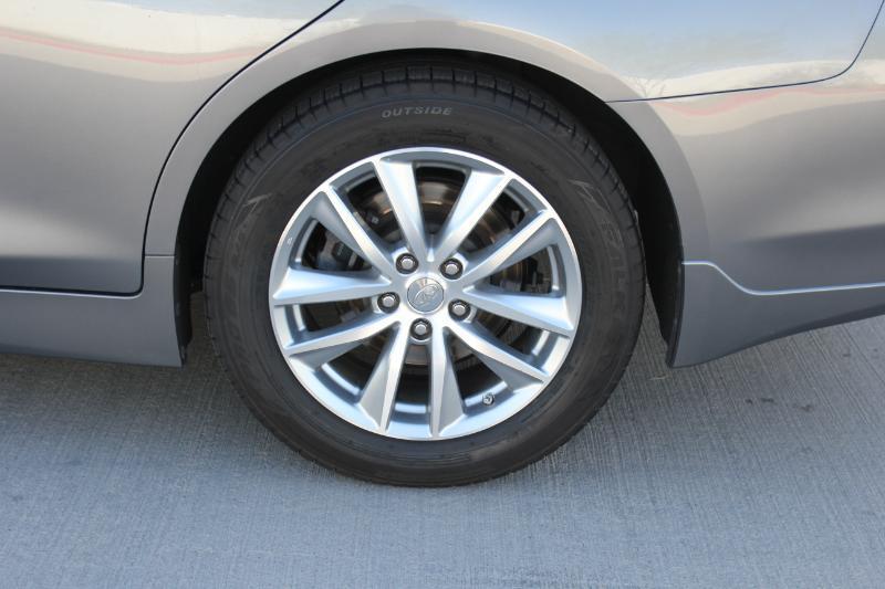 Infiniti Q50 Premium AWD 2015
