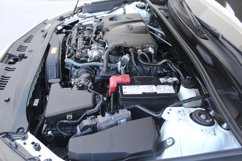 Toyota Camry SE 2024