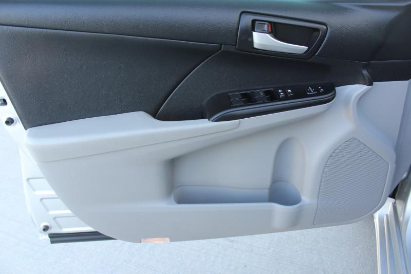 Toyota Camry LE 2014