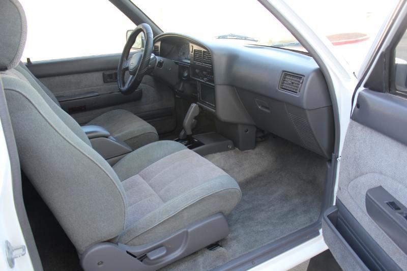 Toyota Pickup  1989