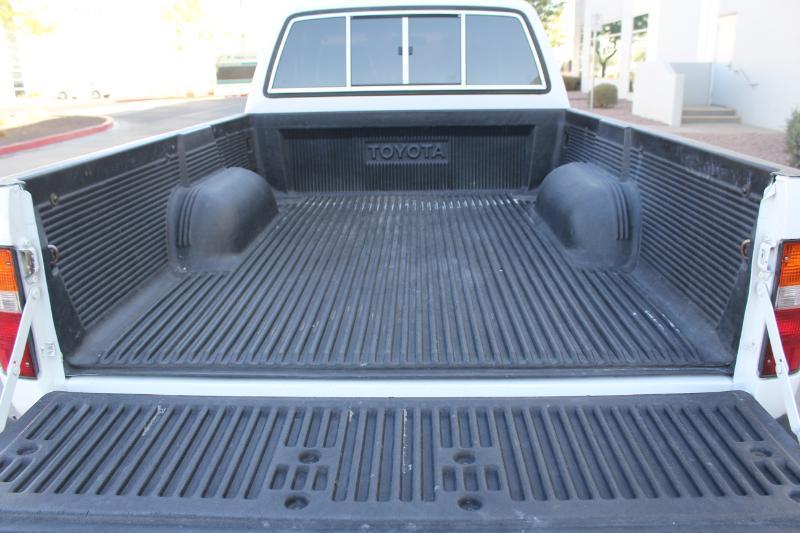 Toyota Pickup  1989