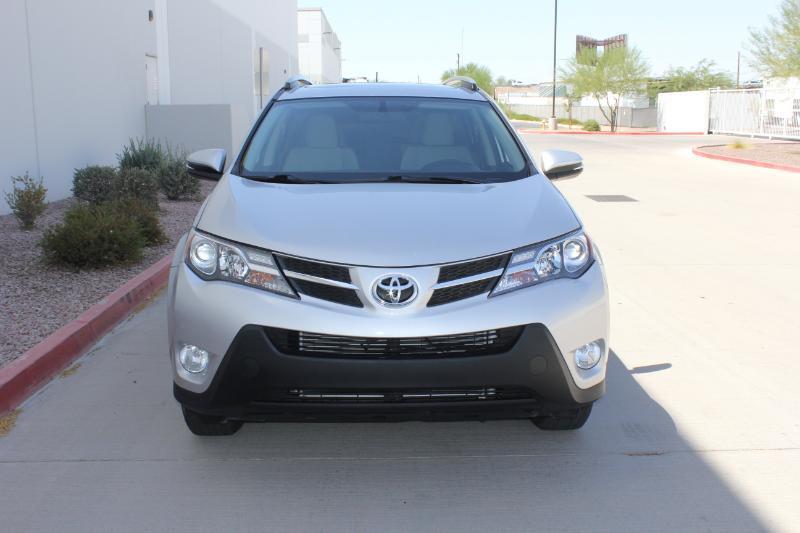Toyota RAV4 XLE AWD 2015
