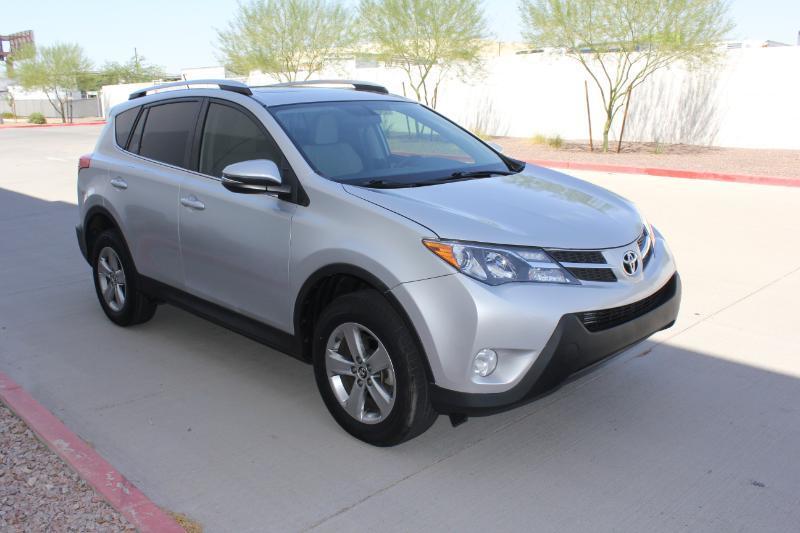 Toyota RAV4 XLE AWD 2015