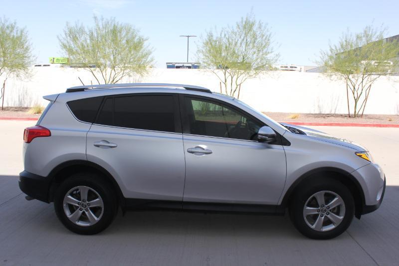 Toyota RAV4 XLE AWD 2015
