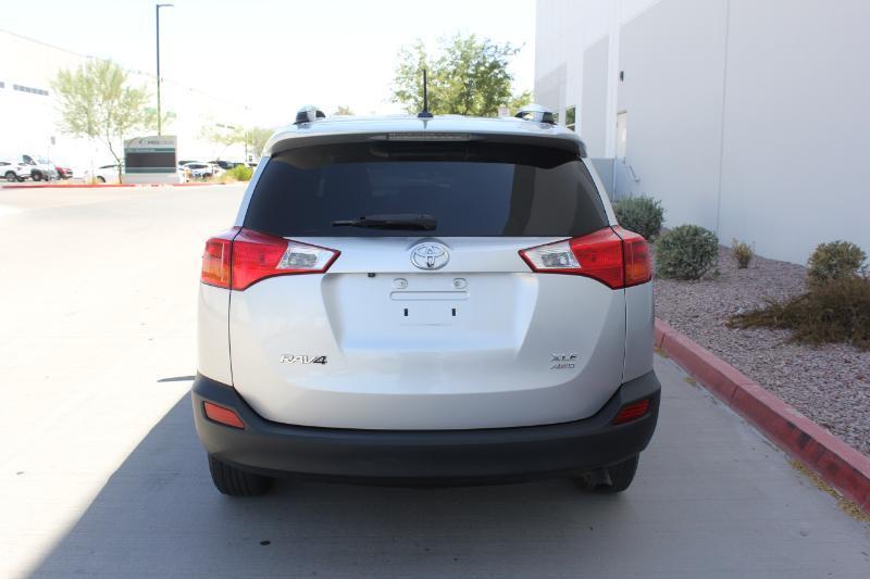 Toyota RAV4 XLE AWD 2015